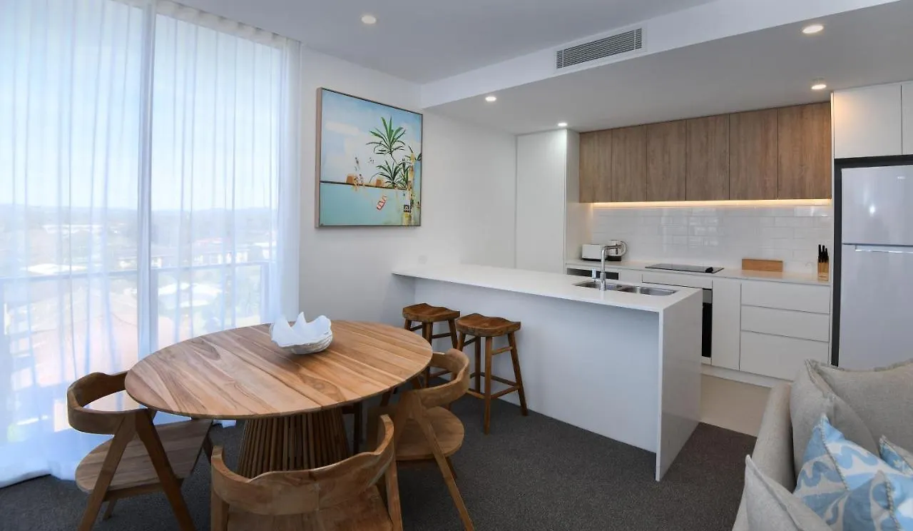 Aparthotel X Kirra Apartments Gold Coast